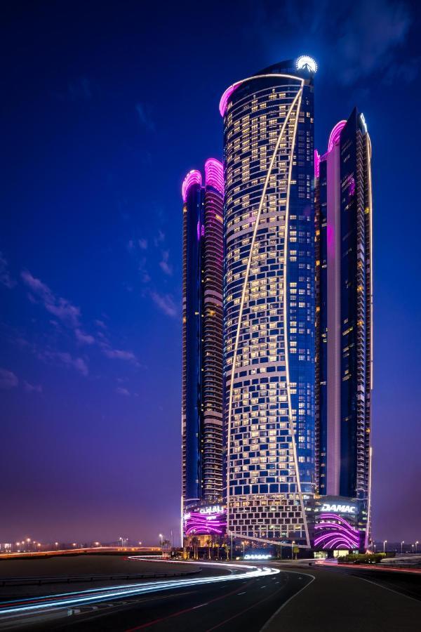 Paramount Hotel Dubai Exterior photo The Jumeirah Jumeirah Towers