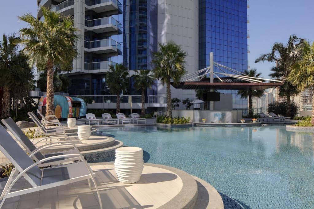 Paramount Hotel Dubai Exterior photo The swimming pool at the Jumeirah Jumeirah Hotel